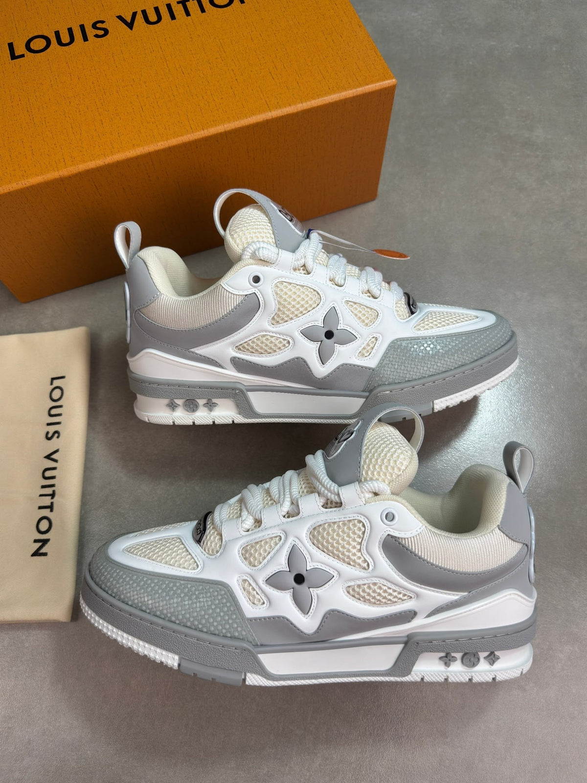 colour: gray