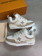 colour: beige 