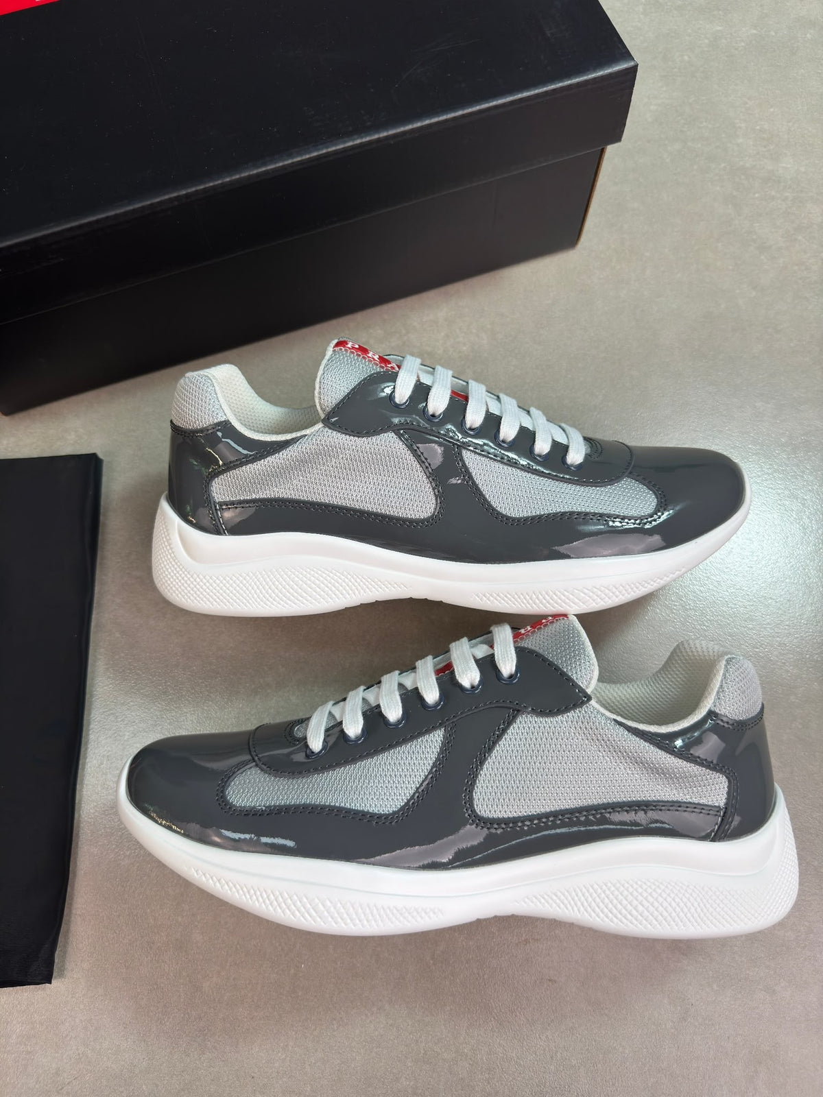 colour: grey