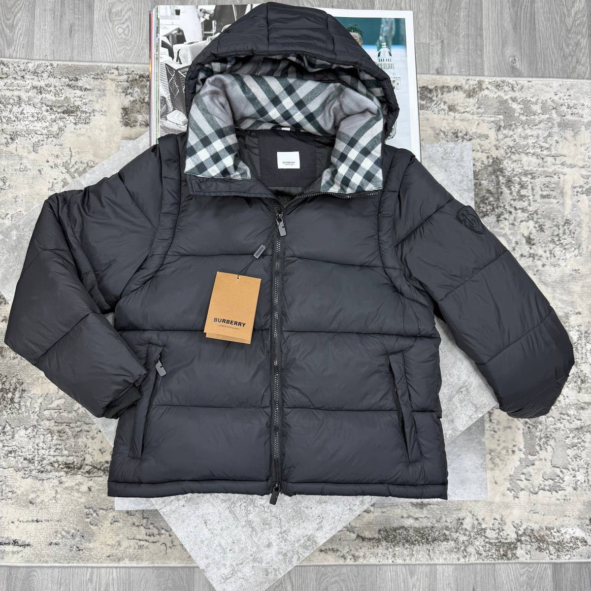 colour: black 