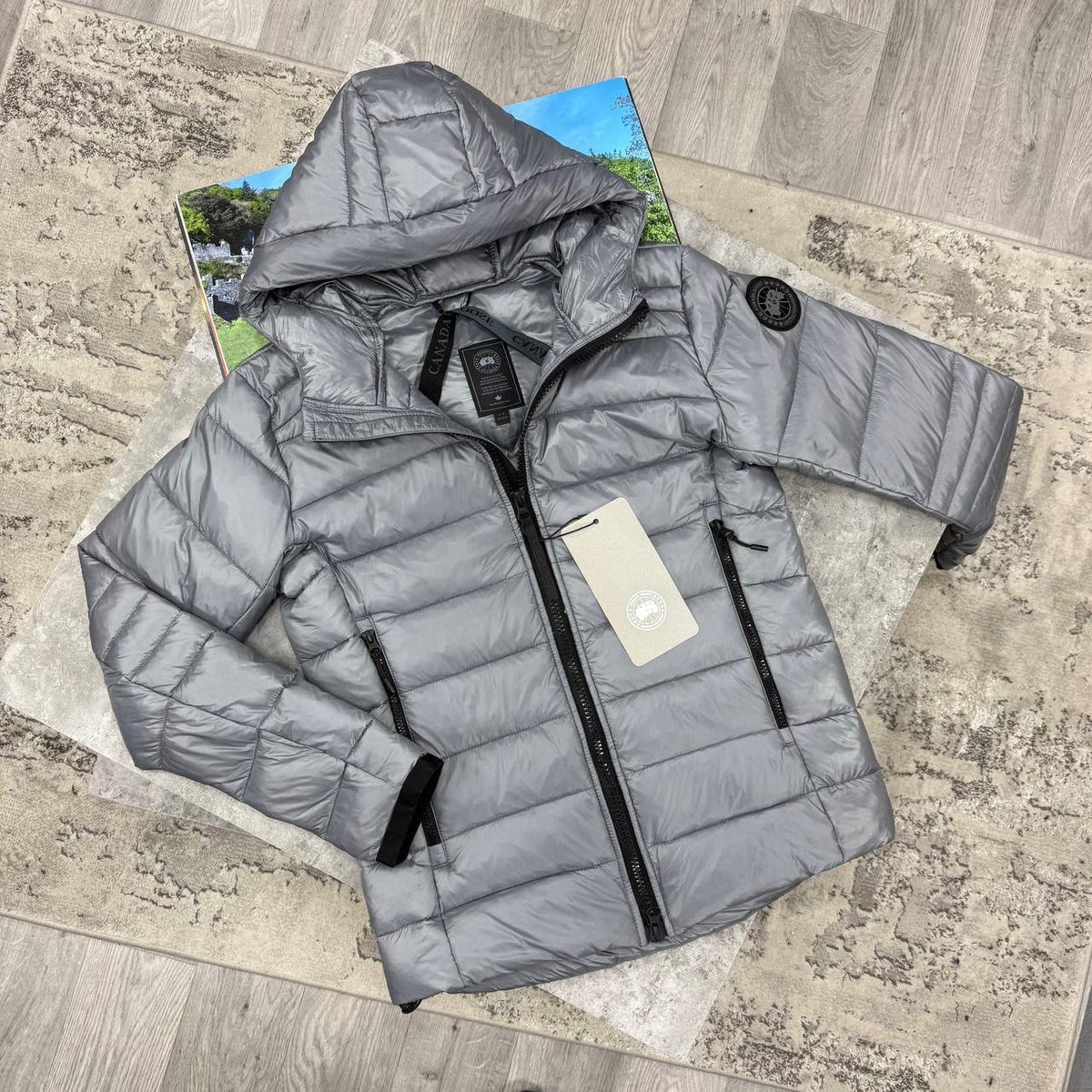colour:  grey