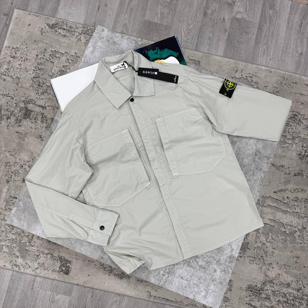 colour:  saga green 