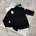 colour:  black 
