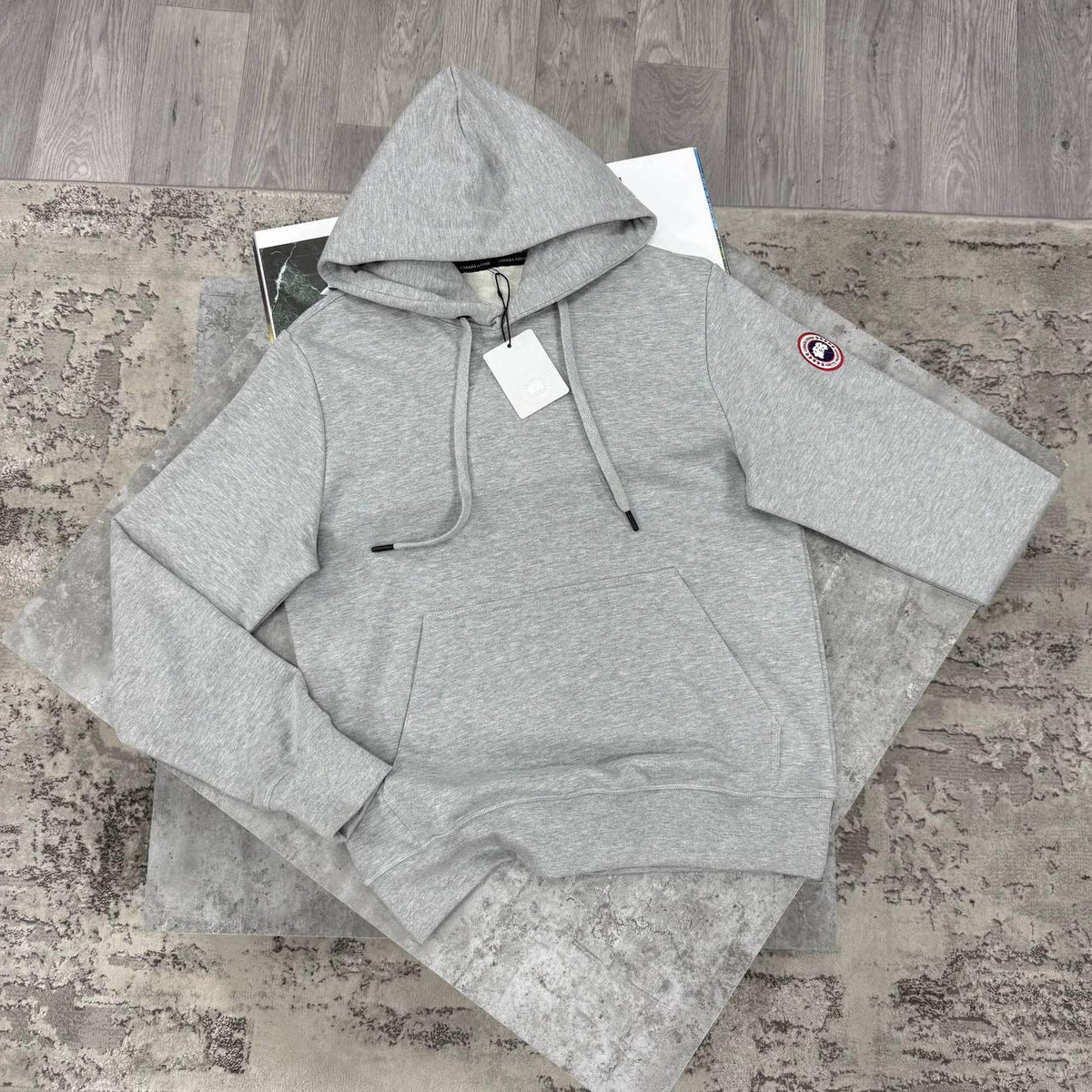colour:  grey 