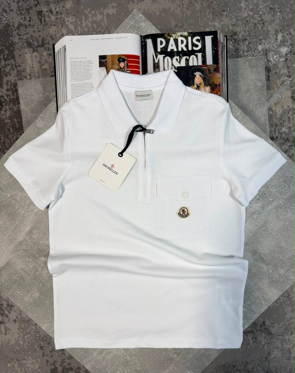 colour:  white 
