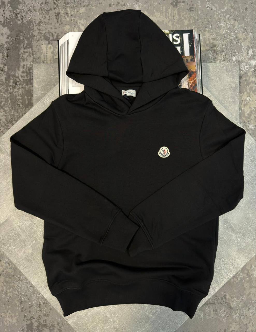 colour:  black