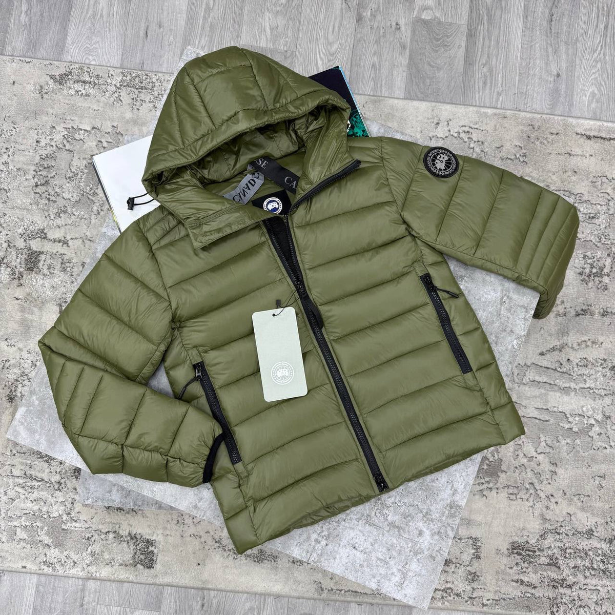 colour: olive