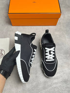 Hermz runners - Black with white stripes