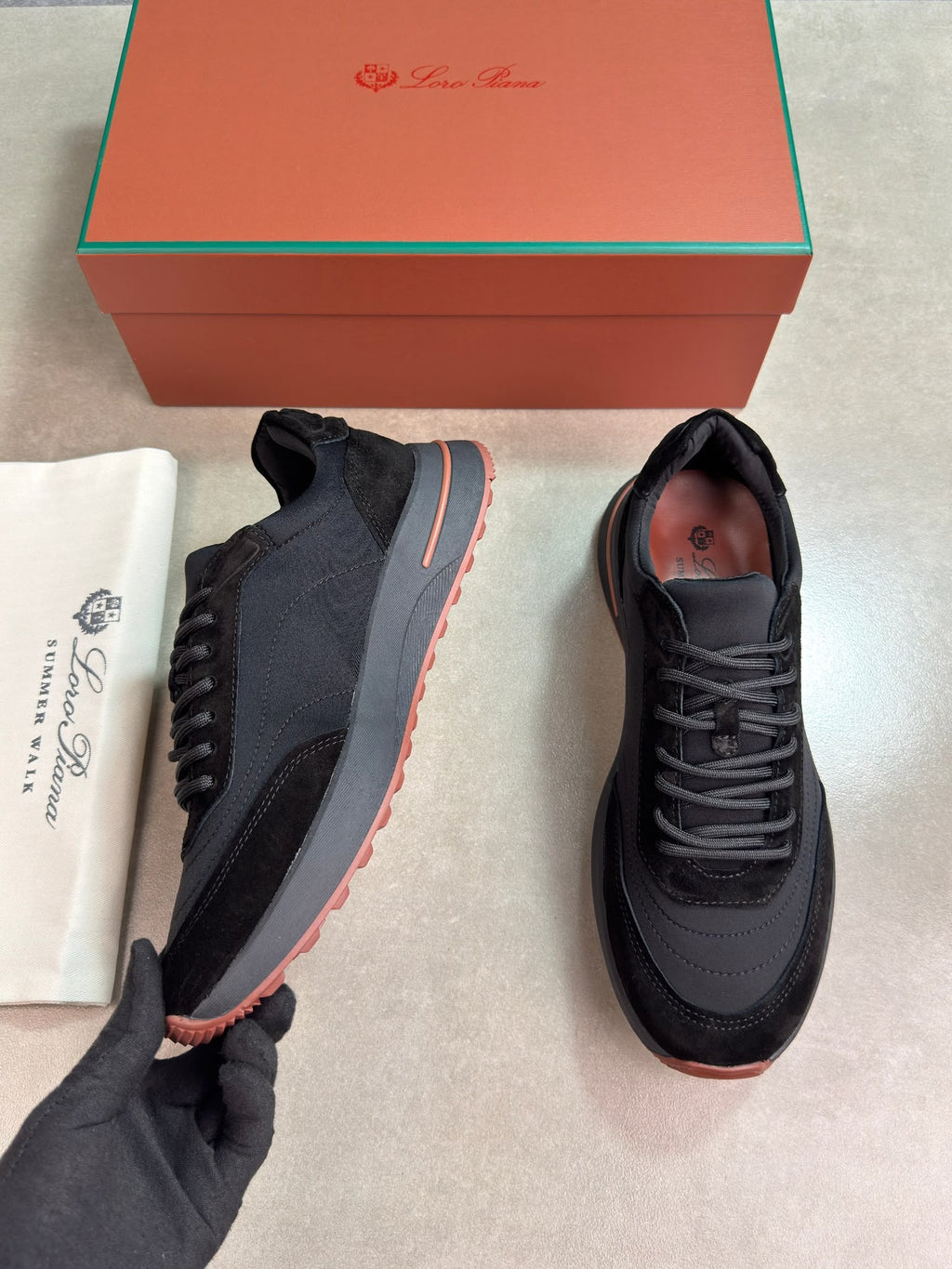 LP runners -  Dark grey & black